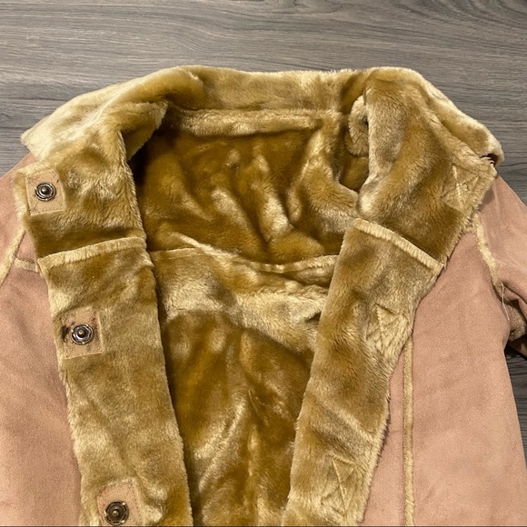 Faux Fur Boho Coat - Picture 2 of 3